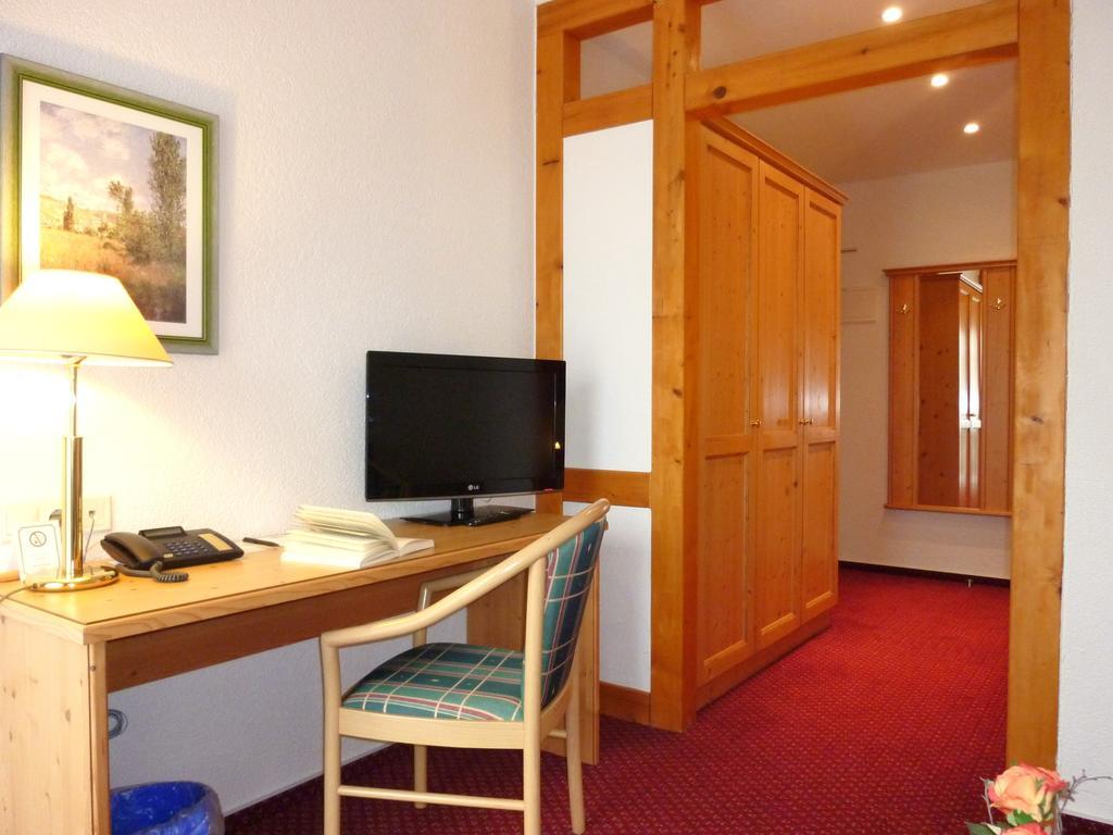 Landhaus Mueritzgarten Hotel Garni Röbel Pokój zdjęcie